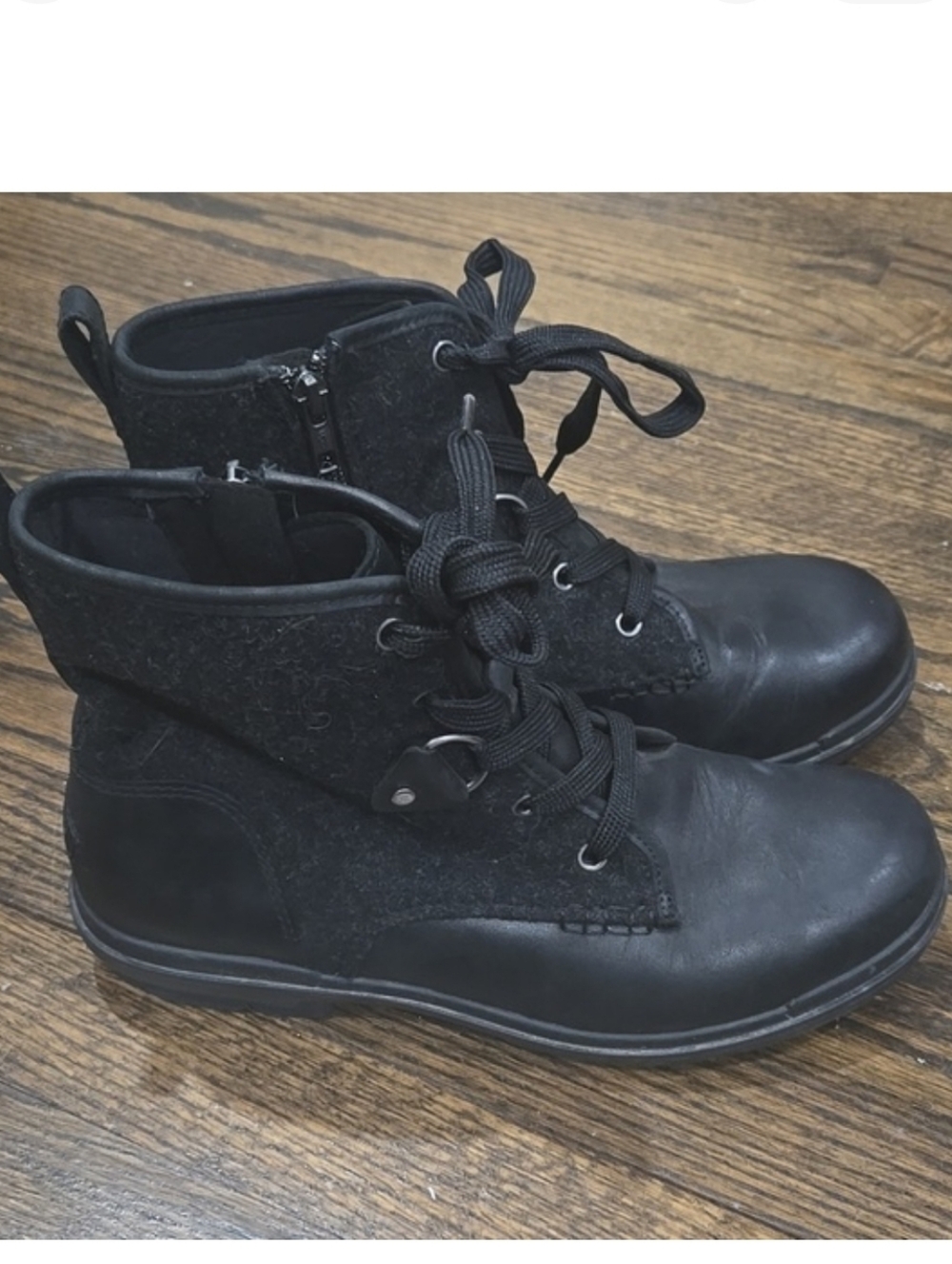 UGG women's hapsburg hiker Duck boots Black Dqek Charcoal Gray Size 9.5
